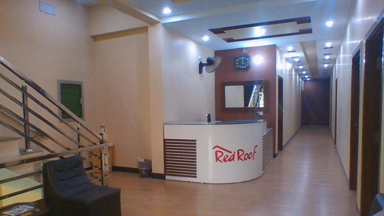 Red Roof Hotel Sahiwal Экстерьер фото