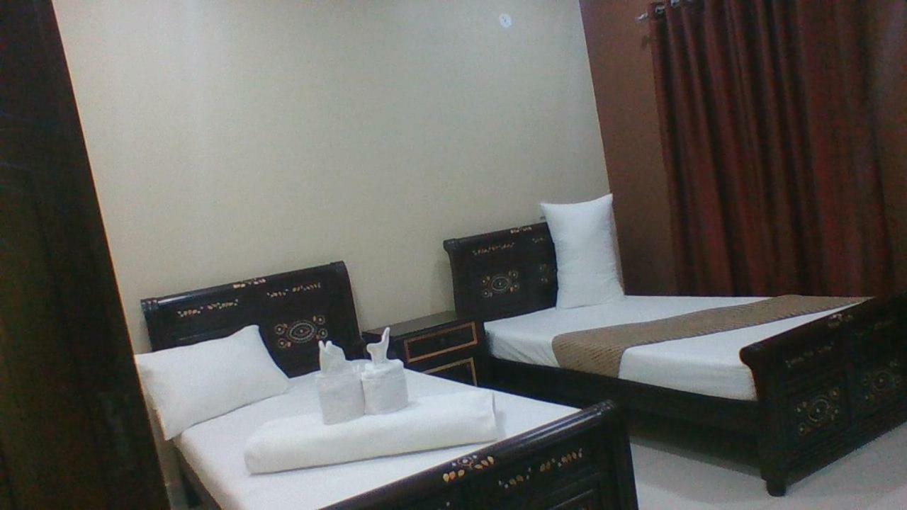 Red Roof Hotel Sahiwal Экстерьер фото